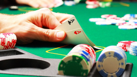 Hướng dẫn cách chơi Poker ‘’vỡ lòng’’ từ A đến Z cho newbie